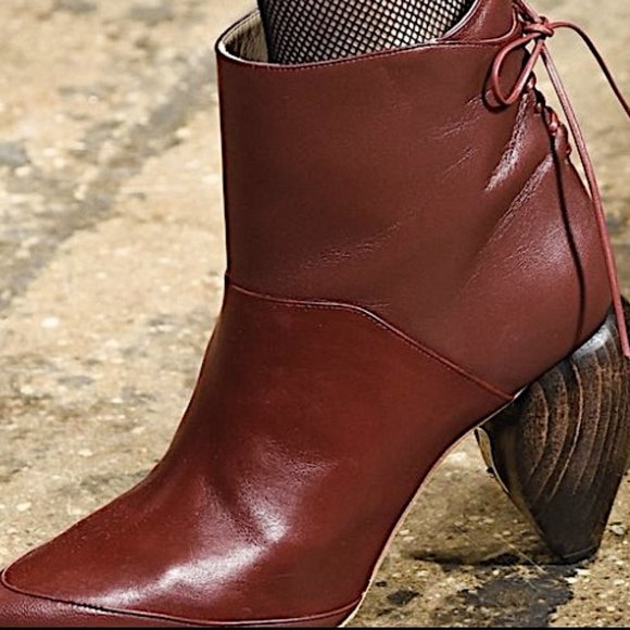 Rare Maiyet Burgundy Leather Sculptural Heel Ankle Boots - Picture 2 of 10
